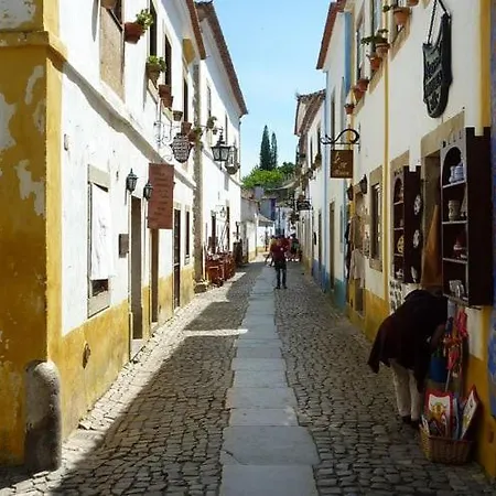In Portugal With Sea View & Pool *