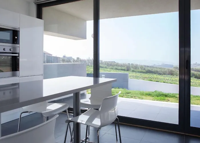 In Portugal With Sea View & Pool Lourinhã